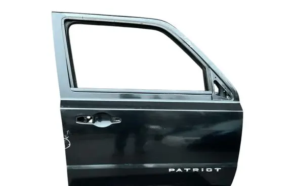 Jeep Patriot Front door