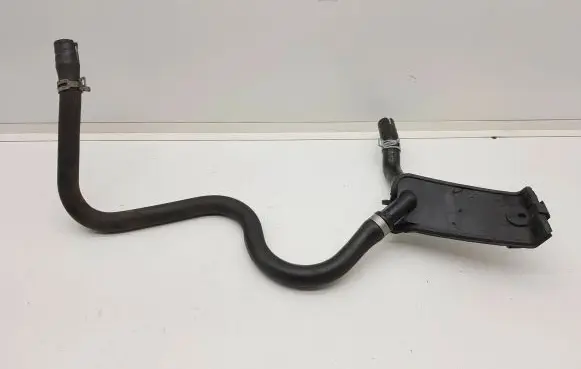 Volvo XC60 Engine coolant pipe/hose 31493273