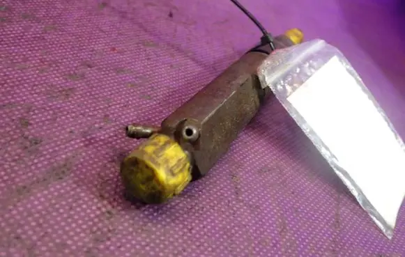 Seat Toledo II (1M) Fuel injector 028130201T
