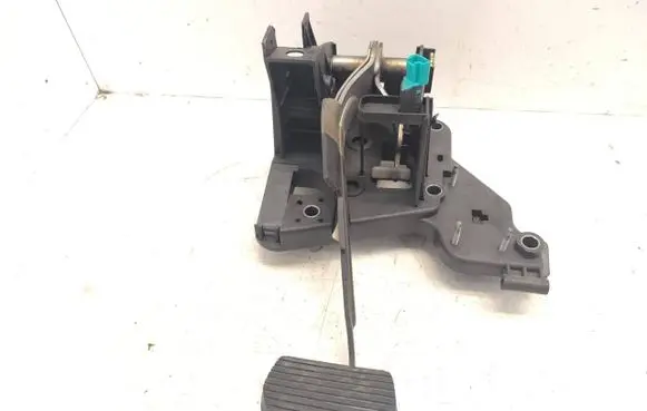 Citroen C6 Brake pedal 9660185780