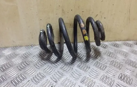 Audi A6 S6 C5 4B Rear coil spring