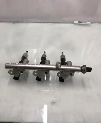 Citroen C4 III e-C4 Fuel injector 0261500048