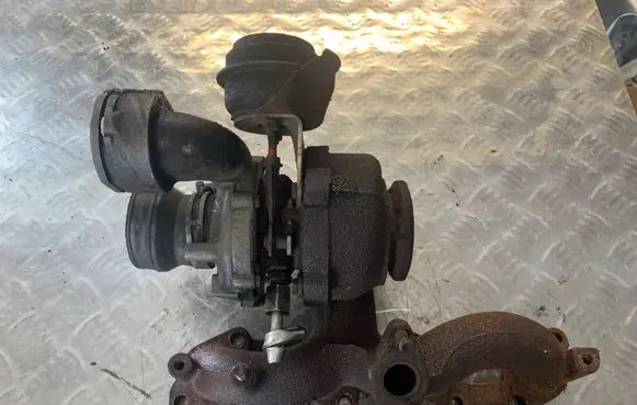 Volkswagen PASSAT B6 Turbo 46M5314