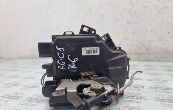 Audi A6 S6 C5 4B Rear door lock 4B0839015G