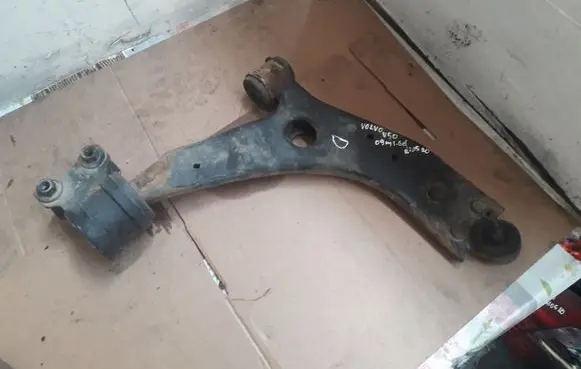 Volvo V50 Front lower control arm/wishbone