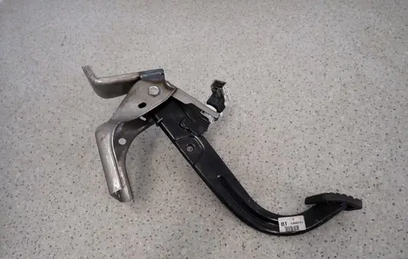 KIA Rio Pedal assembly 