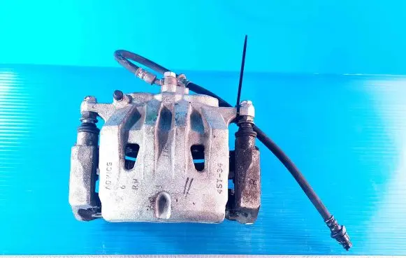 Toyota Sienna XL40 IV Front brake caliper 45T34 17H2 1119