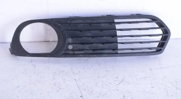 BMW 1 F20 F21 Front fog light trim/grill 7272557 51117272557
