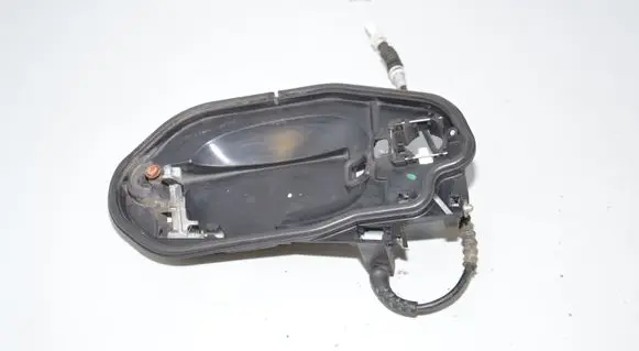 Front door exterior handle/bracket