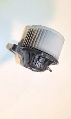 Hyundai Genesis Heater fan/blower F00S3B2517 F00S330054