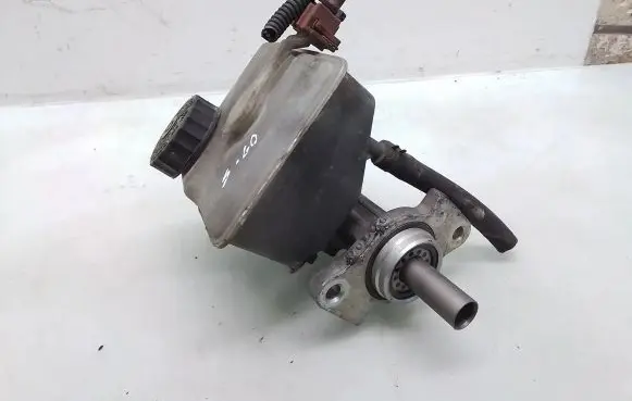 Volvo S60 Master brake cylinder 03350884861