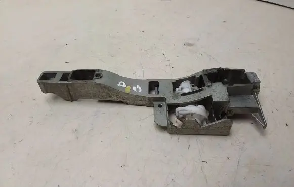 Peugeot 407 Front door exterior handle/bracket 9653401580