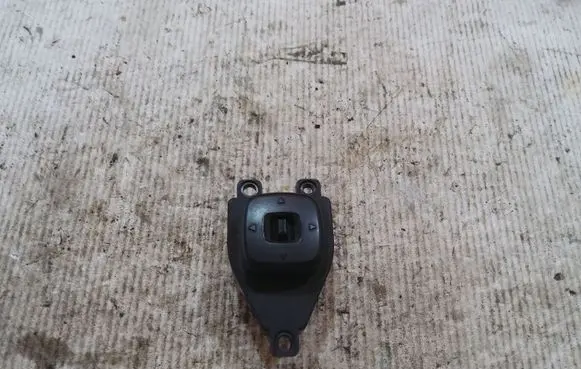 Mazda Premacy Wing mirror switch BJOE66600