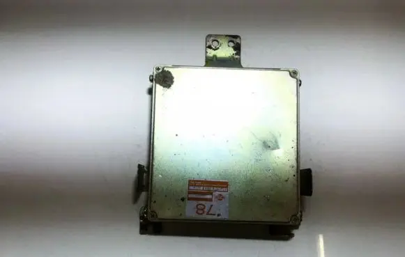 Nissan Sunny Engine control unit/module a11a74b54 a11-a74b54