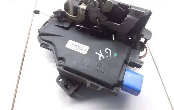 Skoda Octavia Mk2 (1Z) Rear door lock 057L0839015 A00475