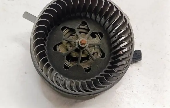 Volkswagen Scirocco Heater fan/blower 1K2820015GT2 1K2820015G