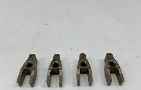 Mercedes-Benz E W214 Fuel Injector clamp holder A6540163400