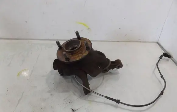 Nissan NV200 Front wheel hub spindle knuckle