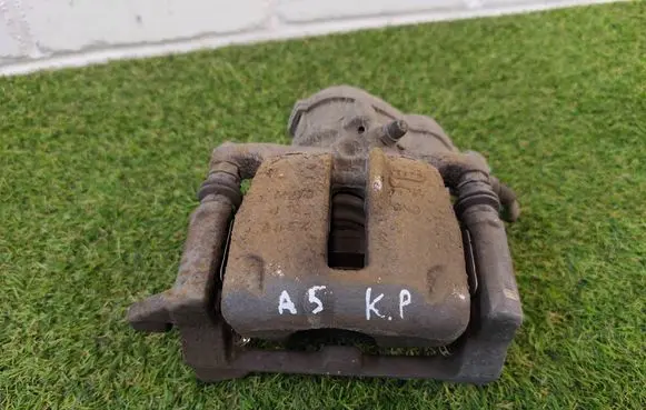 Audi A5 Sportback 8TA Rear brake caliper