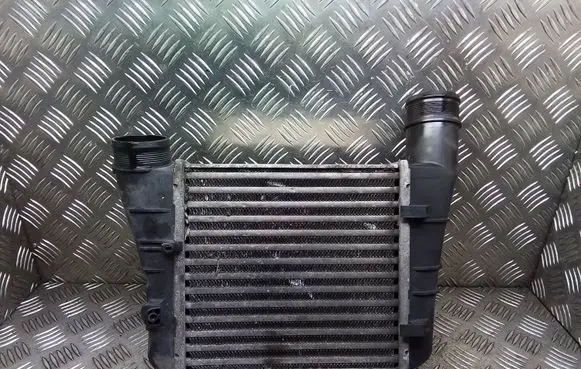 Audi A4 S4 B7 8E 8H Intercooler radiator 8E0145805AA