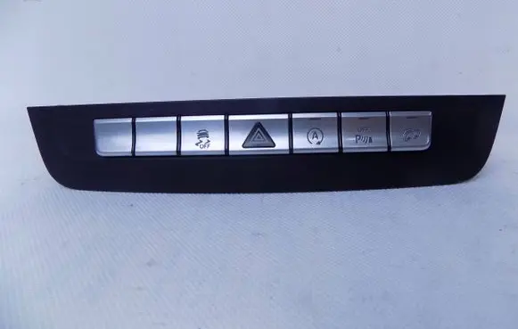 Mercedes-Benz A W176 Central console control unit 