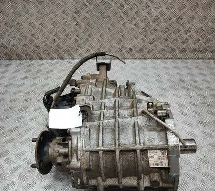 Mitsubishi L200 Gearbox transfer box case 3200A194