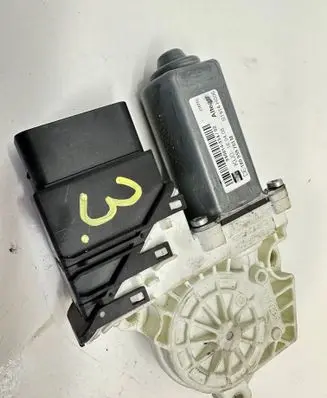 Seat Altea XL Rear door window regulator motor 1K0959703M S1114H006 995914334