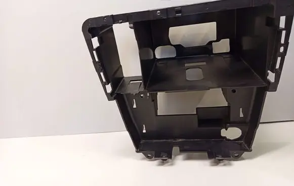 Volvo V70 Radio/GPS head unit trim 30722446