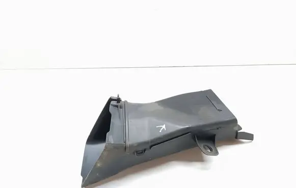 BMW 6 F12 F13 Air intake duct part 7211515 18779815