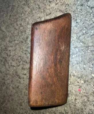 BMW 7 E32 Dashboard glove box trim 1928037