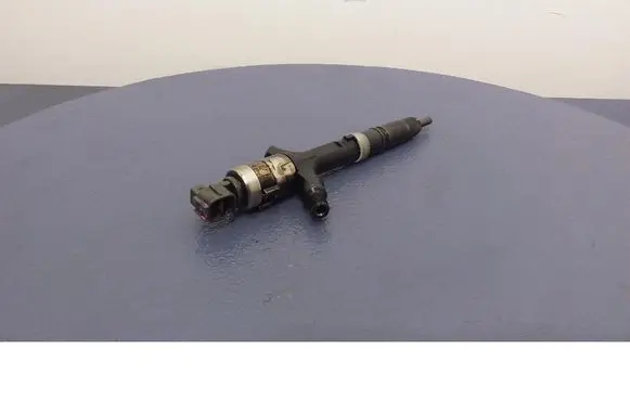 Toyota Corolla E110 Fuel injector 23670-27020