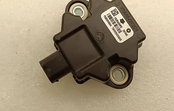 Dodge Durango ESP acceleration yaw rate sensor P56029469AA PA66GF30 39754C
