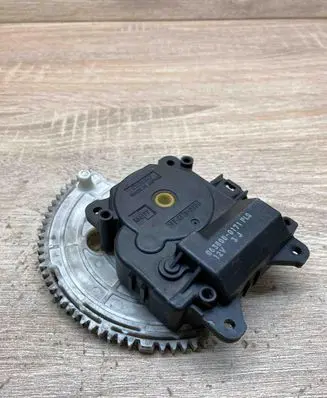 Lexus GS 300 350 430 450H Air flap motor/actuator 0638000171