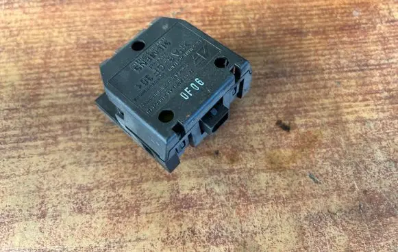 Volkswagen Sharan Alarm movement detector/sensor 7M0959121