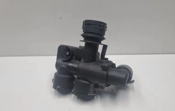 Mercedes-Benz E W211 Coolant heater control valve A2118320584 2118320584