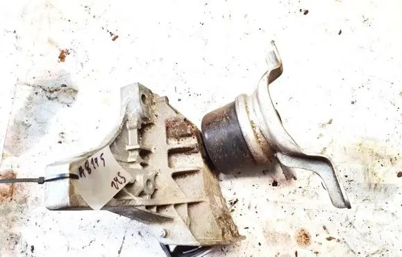 Volvo S80 Engine mount bracket 6g926p96ed 6g92-6p96-ed