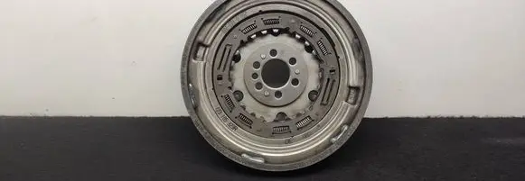 Renault Clio IV Flywheel 123105323R