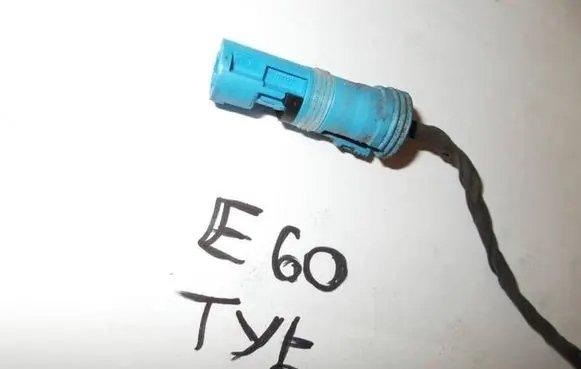 BMW 5 E60 E61 ABS module connector plug 1K1