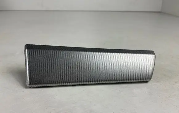 Dashboard glove box trim