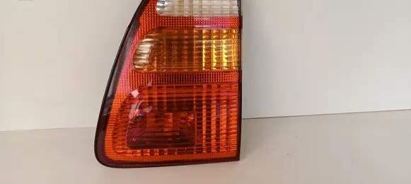 Toyota Land Cruiser (J100) Tailgate rear/tail lights