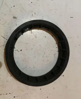 Volvo V70 In tank fuel pump screw locking ring/nut 8649739
