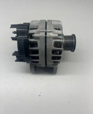 Renault Clio V Generator/alternator 231008040R 2613543B NRG9S012