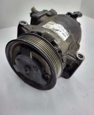 Volkswagen PASSAT B7 Air conditioning (A/C) compressor (pump) 5N0820803E