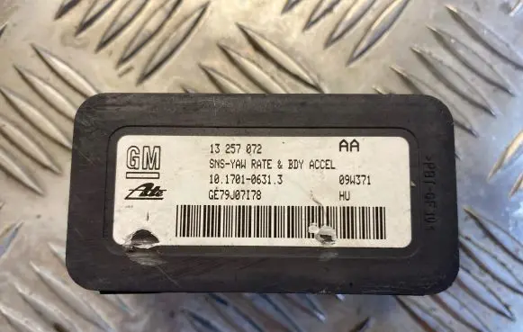 Opel Zafira B ESP acceleration yaw rate sensor 13257072 GE79J07178 10170106313