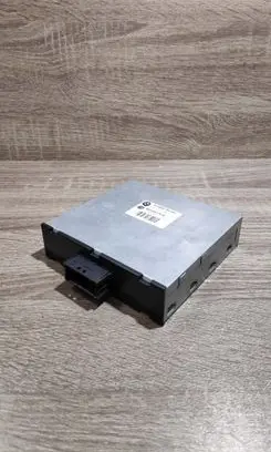 BMW 1 E81 E87 Voltage converter/converter module 9127088 8ES00947920