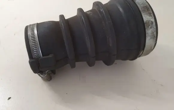 Peugeot 407 Intercooler hose/pipe 040730C
