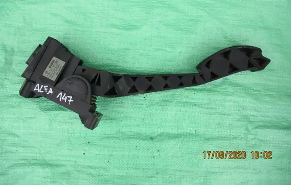 Alfa Romeo 147 Accelerator throttle pedal 0281002380