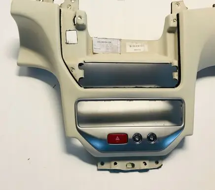 Maserati GranTurismo Dashboard lower bottom trim panel 69917600