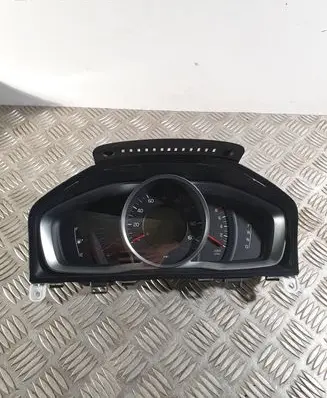 Volvo S60 Speedometer (instrument cluster) 31453096
