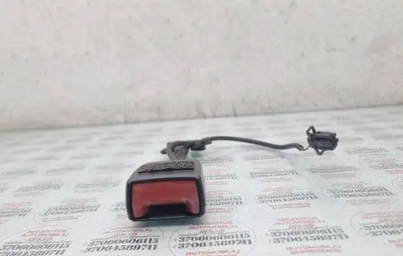 Audi A6 S6 C6 4F Front seatbelt buckle 8E0857755D